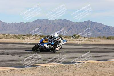 media/Jan-18-2026-CVMA (Sun) [[519f600f45]]/Race 13-Formula 40 Open/